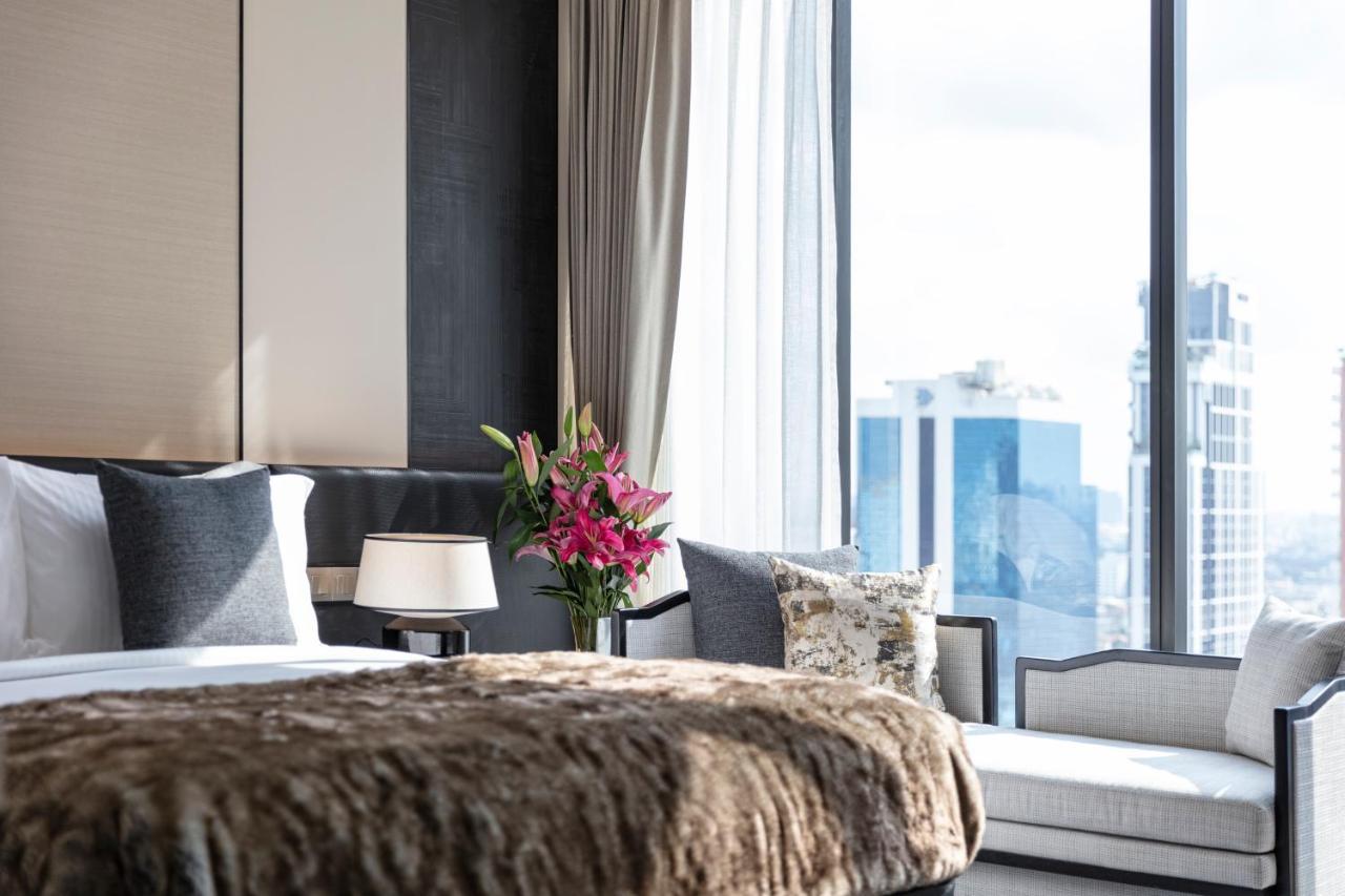Ascott Thonglor Bangkok酒店 外观 照片 A bedroom at The Ritz-Carlton, Shenzhen